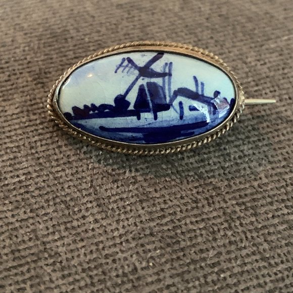Vintage Delft Blue Windmill Brooch - Picture 2 of 5